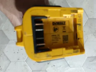 Taladro Atornillador Dewalt 18V XR Brushless