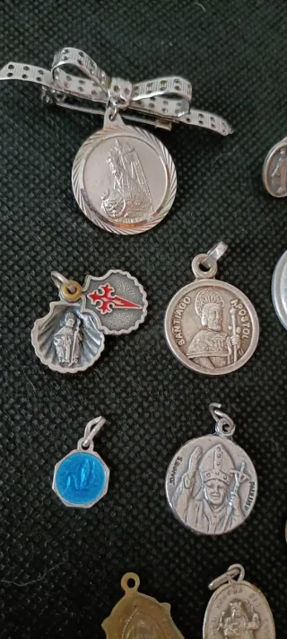 Lote 11 medallas religiosas antiguas