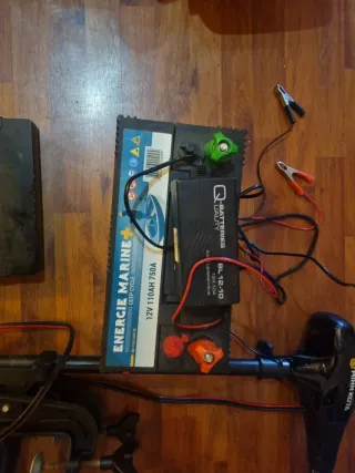 Barca hinchable Quicksilver 320 + motor