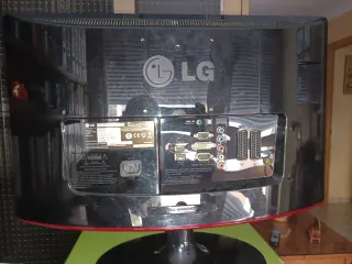 Monitor TV LG Full HD Negro/Rojo