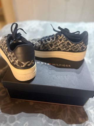 Zapatillas Tommy Hilfiger Talla 43