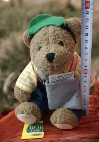 Oso The Bear Family Collection con etiqueta