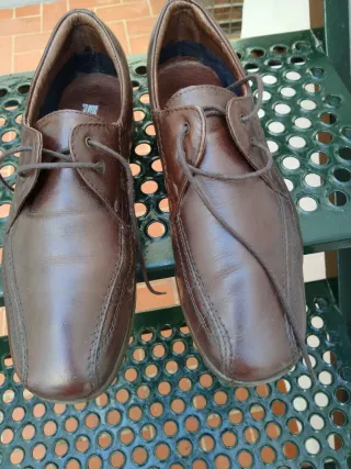 Zapatos de vestir marrones ,de señora