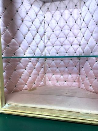 Vitrina Antigua Esquinera Dorada.