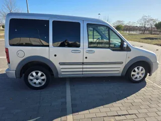 Ford Tourneo Connect 2012