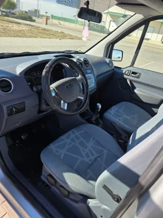 Ford Tourneo Connect 2012