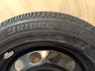 Llanta y neumático 16 pulgadas