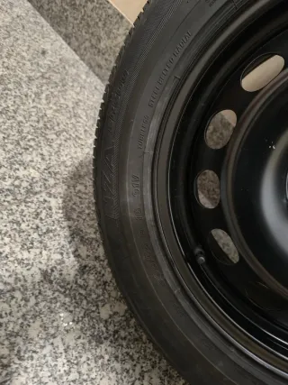 Llanta y neumático 16 pulgadas