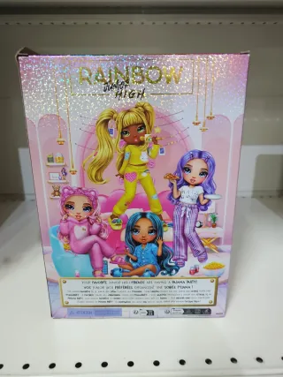 Bambola Rainbow High Violet Willow Pigiama