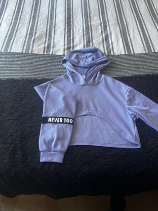 Sudadera deportiva morada