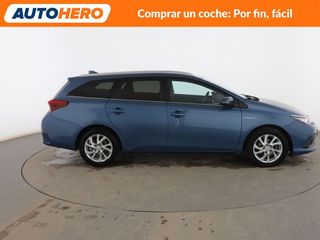 Toyota Auris 1.8 Hybrid Active