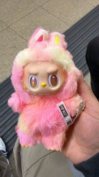 Labubu Biginto Energy Caja Sorpresa