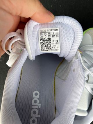 Zapatillas Adidas Blancas y Verdes