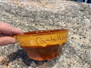 8 Cuencos para Sopa Castellana de barro vidriado.