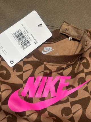 Set neonata Nike fantasia cuori