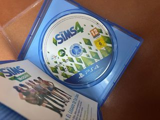 Los Sims 4 PS4
