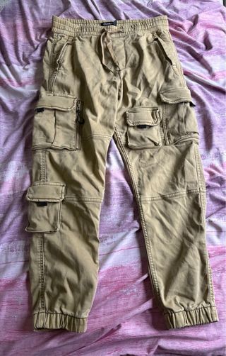 Pantalón cargo Pull&Bear beige