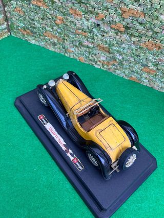 Bugatti Type 55 (1932) – Escala 1:24 – Bburago