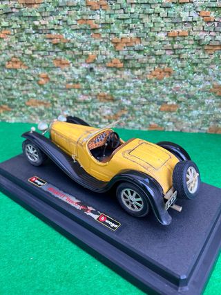 Bugatti Type 55 (1932) – Escala 1:24 – Bburago