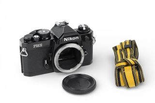 Nikon FM2N Body Black 35mm film camera 7797490
