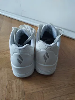 Zapatillas Skechers Blancas