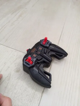 Coche teledirigido transformable