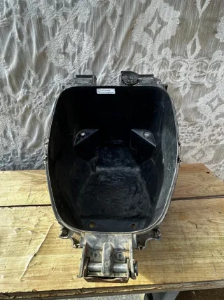 Cofre maletero Yamaha Aerox 49cc