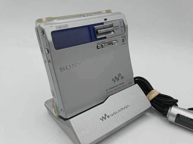 Sony MZ-N1 NetMD Walkman Argento