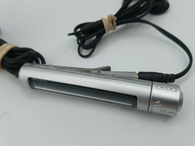 Sony MZ-N1 NetMD Walkman Argento
