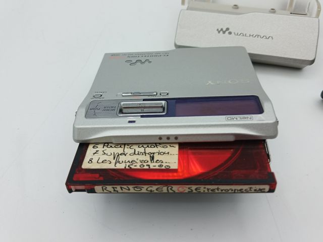 Sony MZ-N1 NetMD Walkman Argento