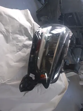 Faro Delantero Derecho Opel Corsa Del lado derecho