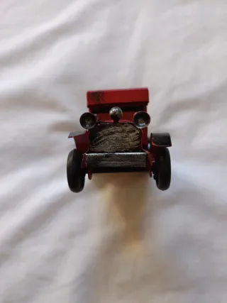 2 Coches de Hojalata Rojos