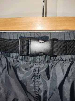 Falda Silver Creek Negra Talla L