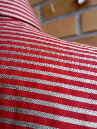 Camisa Zara Rayas Rosas y Rojas