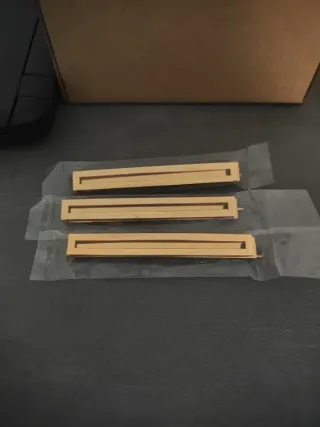 2 Pasadores de alfiler 3 medallas