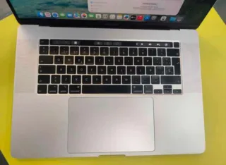 MacBook Pro 16 2019 512GB Plata