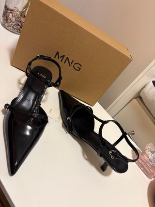 Zapatos de tacón kitten negros de piel