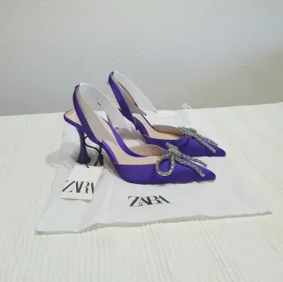 Tacones morados
