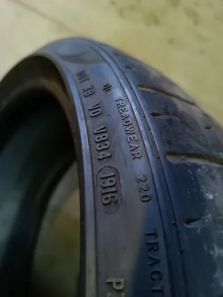 235/35R19 91Y Pirelli P Zero 4