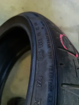235/35R19 91Y Pirelli P Zero 4