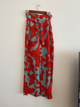 Conjunto floral blusa y pantalón