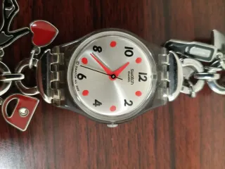 Orologio Swatch donna con ciondoli + batteria