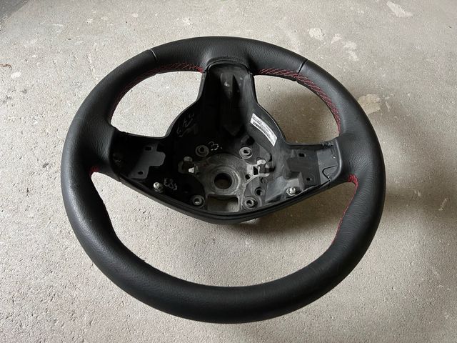 Volante Seat León 2 Altea Costura Roja