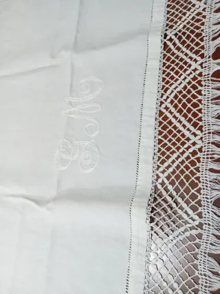 Asciugamano lino ricamato a mano cm 125x80