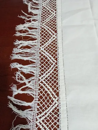 Asciugamano lino ricamato a mano cm 125x80