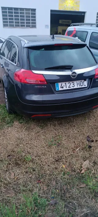 Opel Insignia 2011