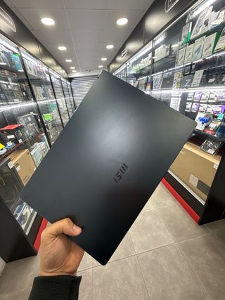 MSI Prestige 14 A11SC i7/16GB Ram/512GB/GTX1650