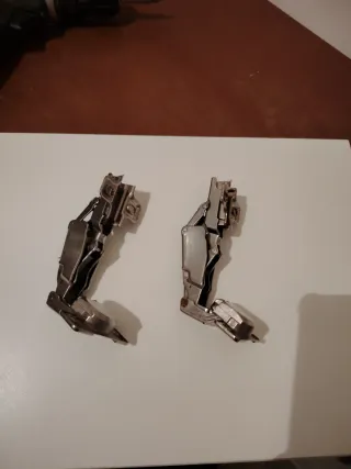 Cerniera Salice 180° per obbisti