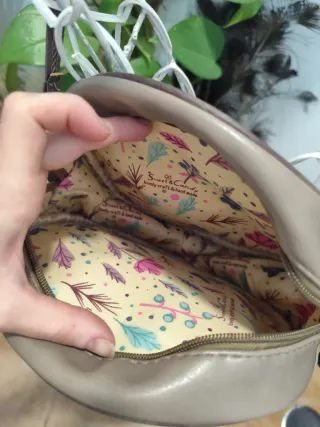 Bolso redondo estampado niña