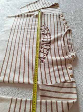 Jersey de rayas marrón y blanco